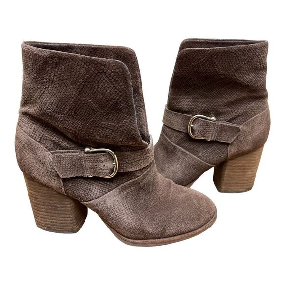 Isola Lavoy Brown Leather Block Heel Booties Women’s Size 7 Western Bohemian - Picture 1 of 7